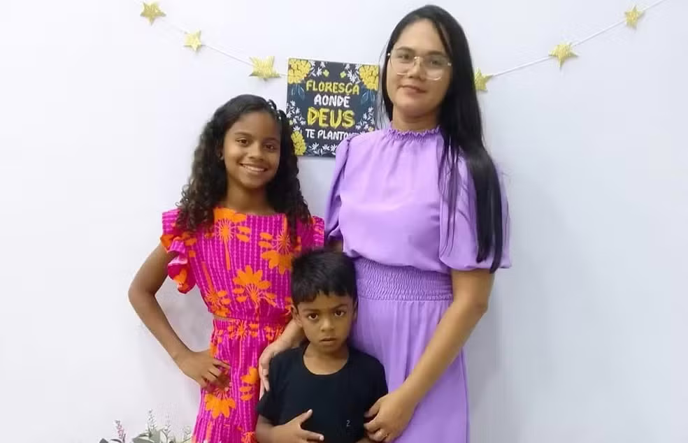 Ela contou também que vivia exclusivamente para os filhos, Evely, de 13 anos, e Luís Fernando, de 7 -  (crédito: Reprodução/TV Mirante)