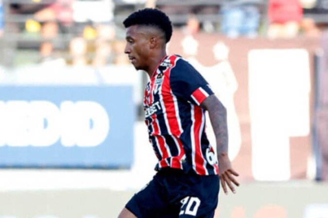 MARCOS ANTÔNIO - Foi o desafogo do São Paulo na saída de bola. Movimentou-se bastante e deu dinâmica na transição. NOTA: 6,0 - Foto: Divulgação/São Paulo