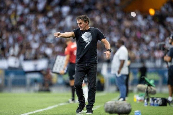 Cuca no comando do jogo pelo Atlético-MG -  (crédito: Foto: Pedro Souza / Atlético)