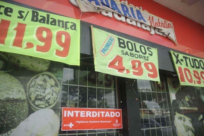 A Padaria Natália foi interditada na manhã desta quarta-feira pela Vigilância Sanitária - (crédito: Alexandre Guzanche/EM/D. A. Press) A Padaria Natália foi interditada na manhã desta quarta-feira pela Vigilância Sanitária - (crédito: Alexandre Guzanche/EM/D. A. Press)