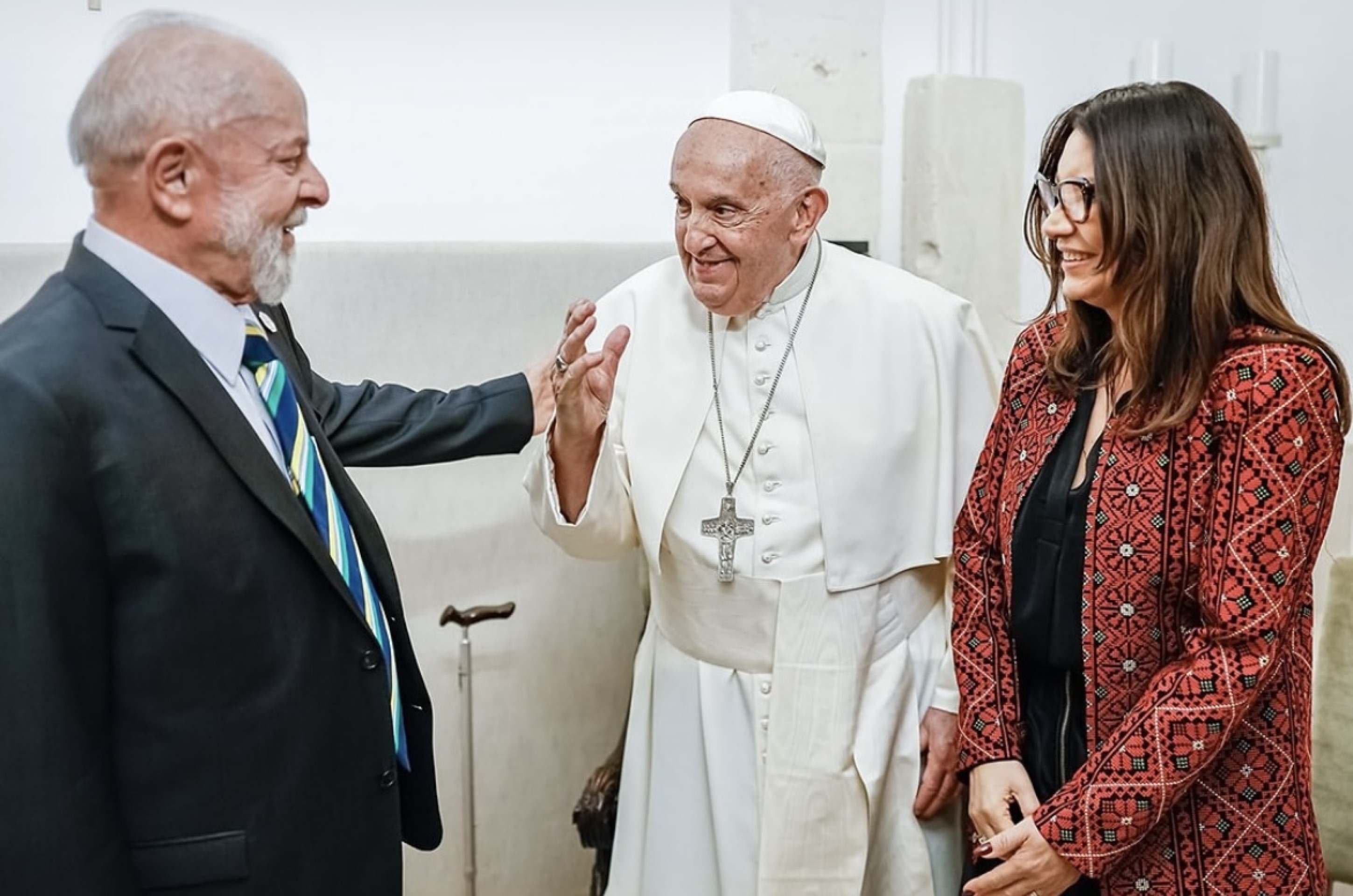 Lula leva ministros e parlamentares ao funeral de Francisco; veja lista completa