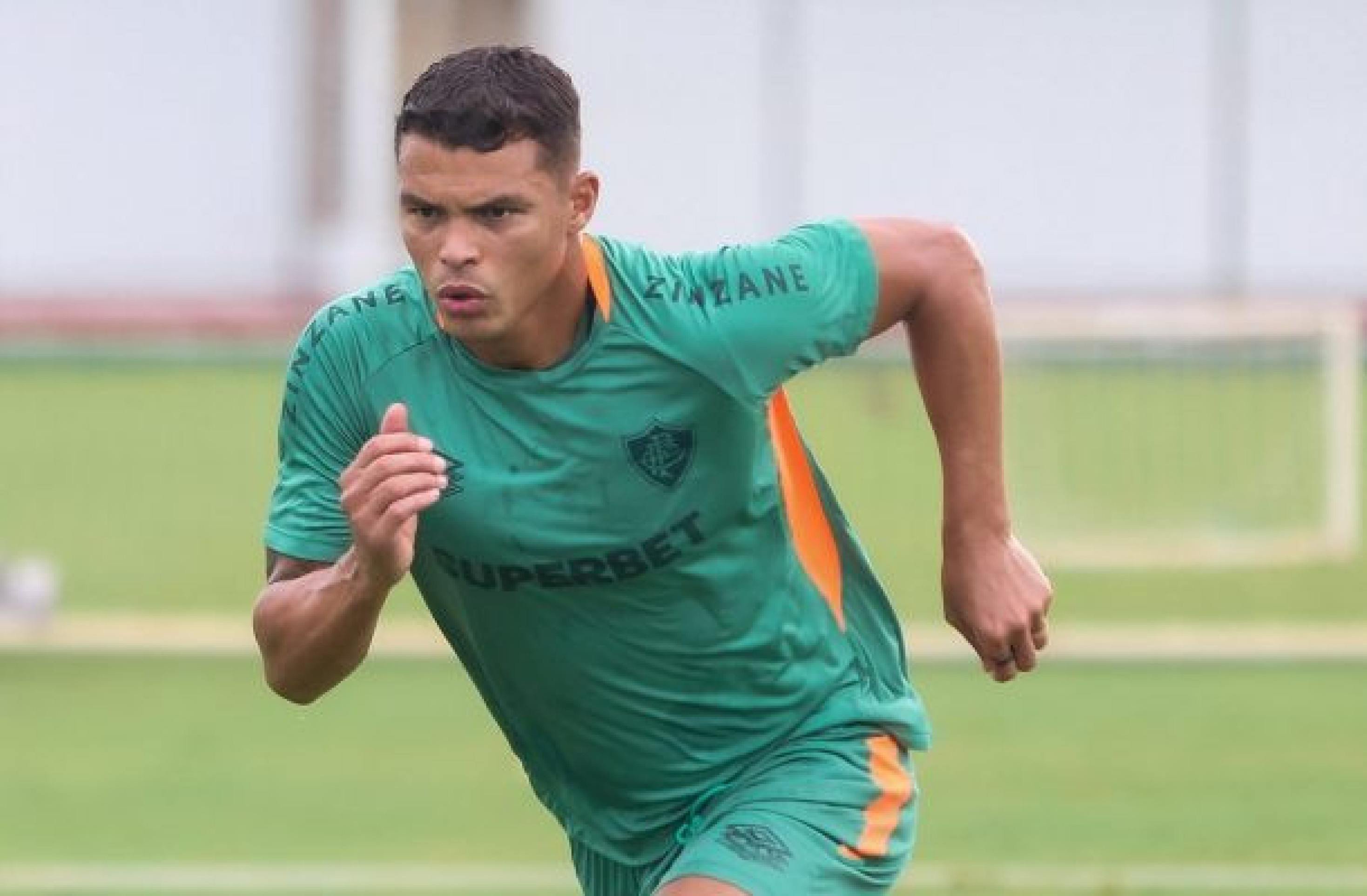 Thiago Silva compara LeBron aos quarentões do Brasil e pede reconhecimento