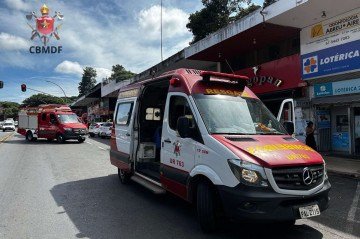 Salão de beleza pega fogo na SQS 209 na manhã desta quinta-feira (24/4)
- (crédito: CBMDF) Salão de beleza pega fogo na SQS 209 na manhã desta quinta-feira (24/4)
- (crédito: CBMDF)
