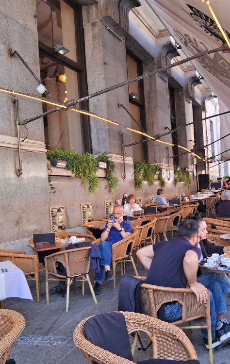Café do Círculo de Bellas Artes: ponto para cena de Kika, de Almodóvar