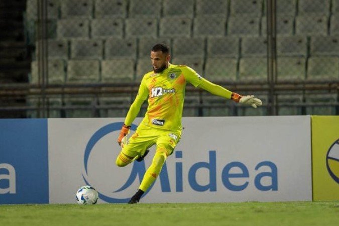 EVERSON - Consegui ir bem quando foi exigido na primeira etapa e nos minutos iniciais do segundo tempo. No lance do gol, acabou não conseguindo segurar um forte chute, que fica difícil de ser avaliado como falha. Nota: 6,5 - Foto: Pedro Souza/Atlético-MG