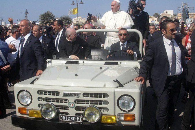 Papa Bento 16 tinha uma visão mais conservadora da Igreja - (crédito: ANDREAS SOLARO/AFP via Getty Images) Papa Bento 16 tinha uma visão mais conservadora da Igreja - (crédito: ANDREAS SOLARO/AFP via Getty Images)