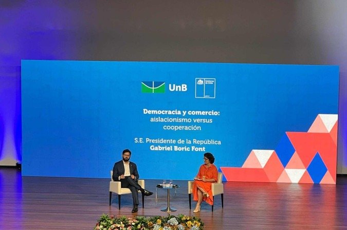 Boric elogia STF por defesa da democracia digital: Boric elogia STF por defesa da democracia digital: