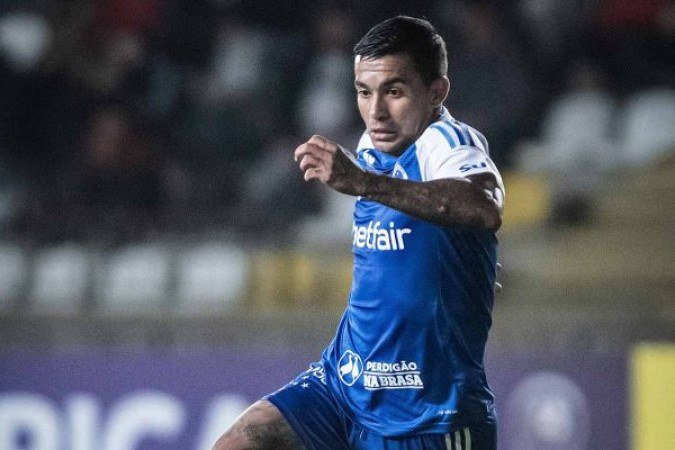 DUDU - Tendo uma oportunidade como titular, o craque não aproveitou. Foi uma decepção no campo de ataque, com pouca participação e uma partida muito discreta. Nota: 5 - Foto:  Gustavo Aleixo/Cruzeiro
