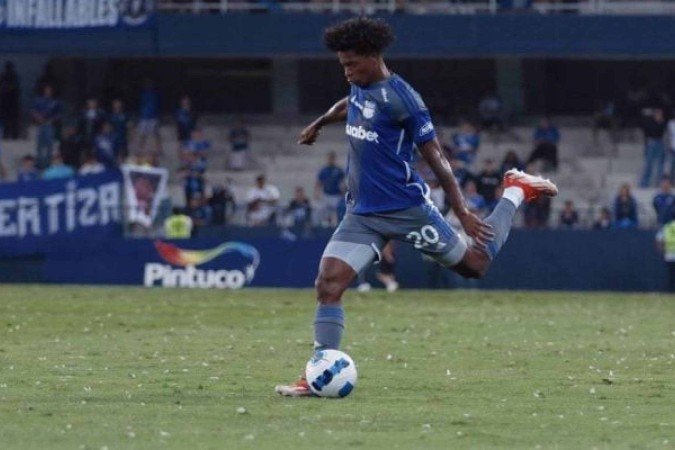 Jackson Rodríguez, atleta do Emelec, vive drama pessoal com sequestro de sua esposa e filho - (crédito: Foto: Divulgação/Club Sport Emelec) Jackson Rodríguez, atleta do Emelec, vive drama pessoal com sequestro de sua esposa e filho - (crédito: Foto: Divulgação/Club Sport Emelec)