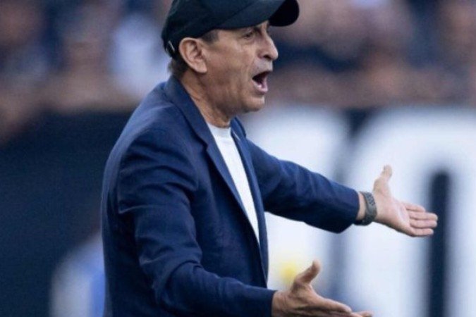 Ramón Díaz ganha força para assumir o Santos - (crédito: Foto: Rodrigo Coca/Agência Corinthians) Ramón Díaz ganha força para assumir o Santos - (crédito: Foto: Rodrigo Coca/Agência Corinthians)