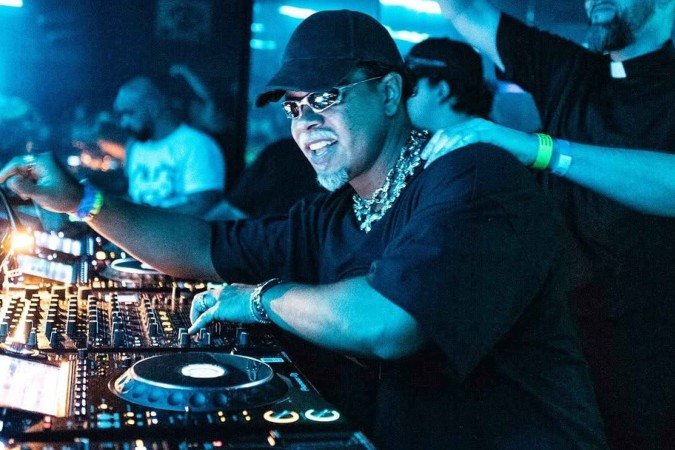 Victor Lou retorna a Brasília com o Baile Lotadão  -  (crédito: Redes Sociais)