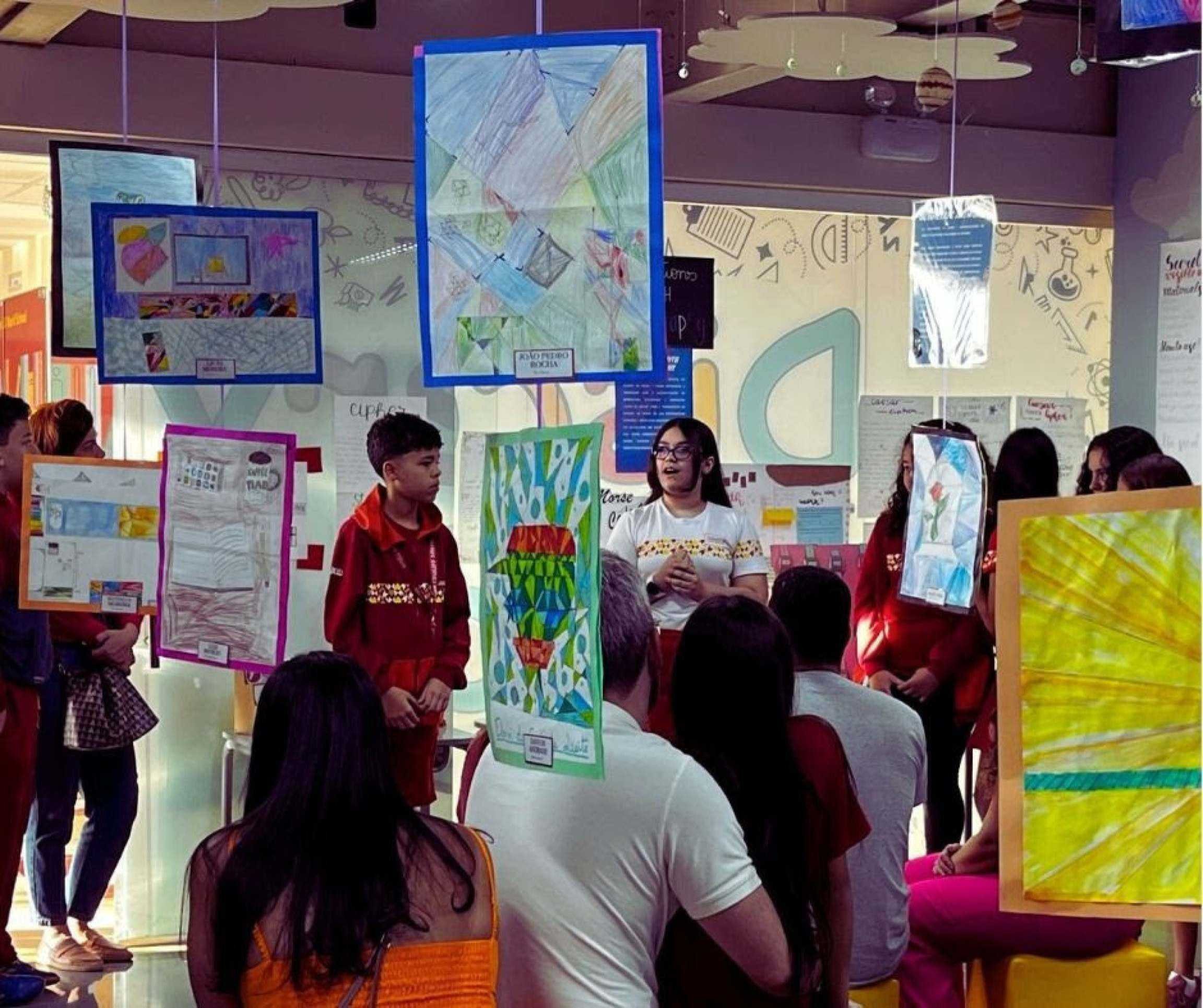 Escola Canadense de Brasília promove feira de ciências, matemática e design Escola Canadense de Brasília promove feira de ciências, matemática e design