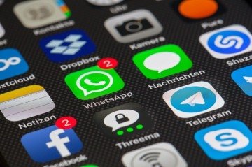A política de atualização do WhatsApp segue uma lógica técnica e estratégica. A empresa realiza revisões periódicas nos sistemas operacionais e aparelhos que continuam recebendo suporte dos fabricantes. - 