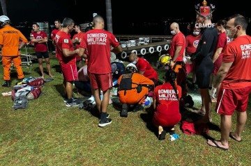 Homem morre afogado no Lago Paranoá -  (crédito: CBMDF/Divulgação)