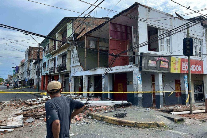 Terremoto de magnitude 6,3 atinge Equador - (crédito: AFP) Terremoto de magnitude 6,3 atinge Equador - (crédito: AFP)