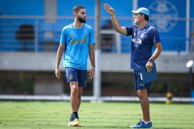Zagueiro Wagner Leonardo deve voltar a ser opção no Grêmio para embate contra o Vitória - (crédito: Foto: Lucas Uebel / Grêmio FBPA) Zagueiro Wagner Leonardo deve voltar a ser opção no Grêmio para embate contra o Vitória - (crédito: Foto: Lucas Uebel / Grêmio FBPA)