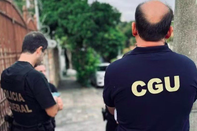 Segundo CGU, negativa fere princípio da transparência e impede verificação de legalidade dos descontos feitos diretamente nos proventos de aposentados - (crédito: Divulgação/PolÃcia Federal) Segundo CGU, negativa fere princípio da transparência e impede verificação de legalidade dos descontos feitos diretamente nos proventos de aposentados - (crédito: Divulgação/PolÃcia Federal)
