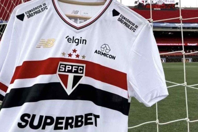 São Paulo vai atrás de novos patrocinadores para seu uniforme  -  (crédito:  Foto: Divulgação / SPFC)