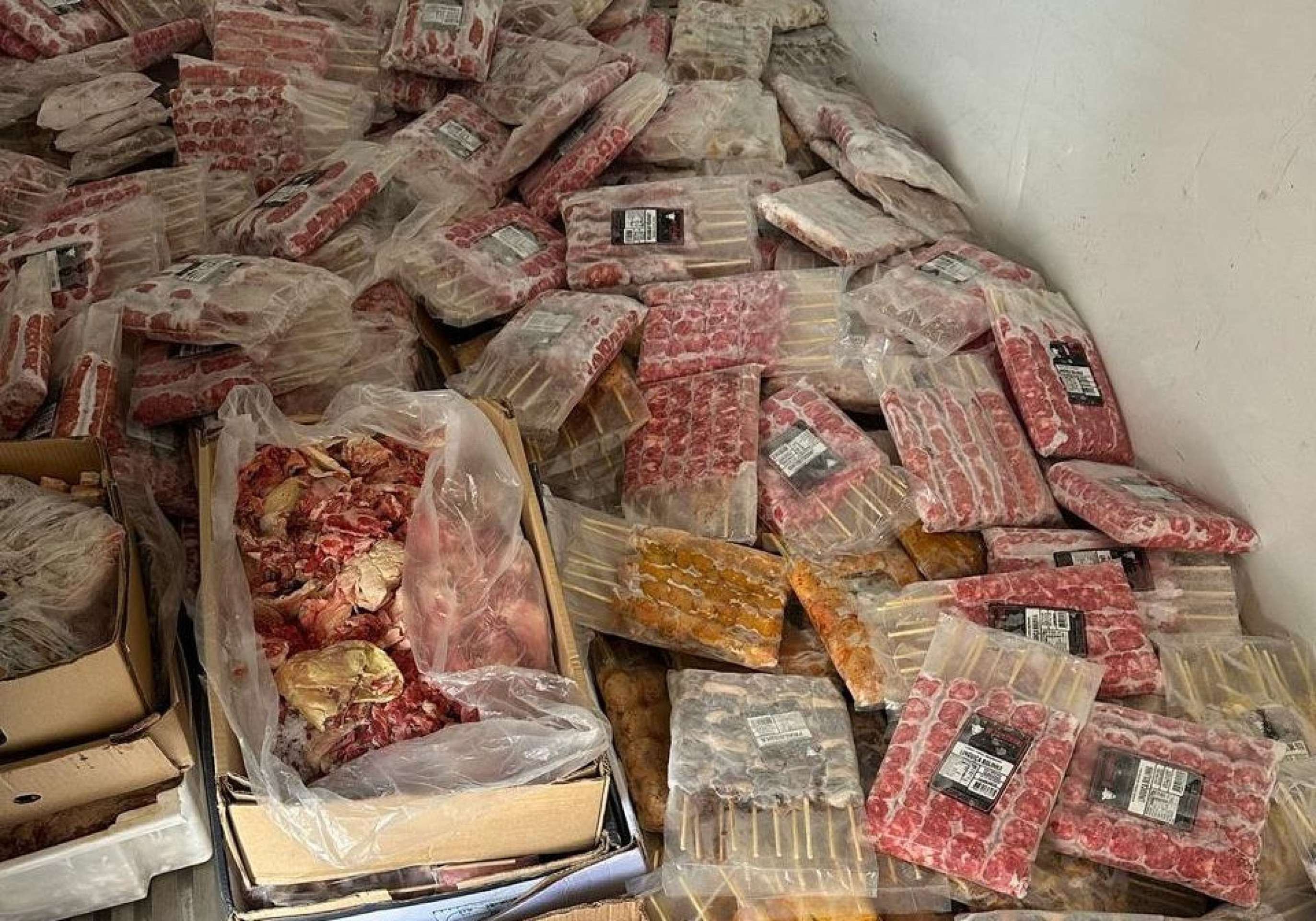 Secretaria de Agricultura apreende duas toneladas de carne 