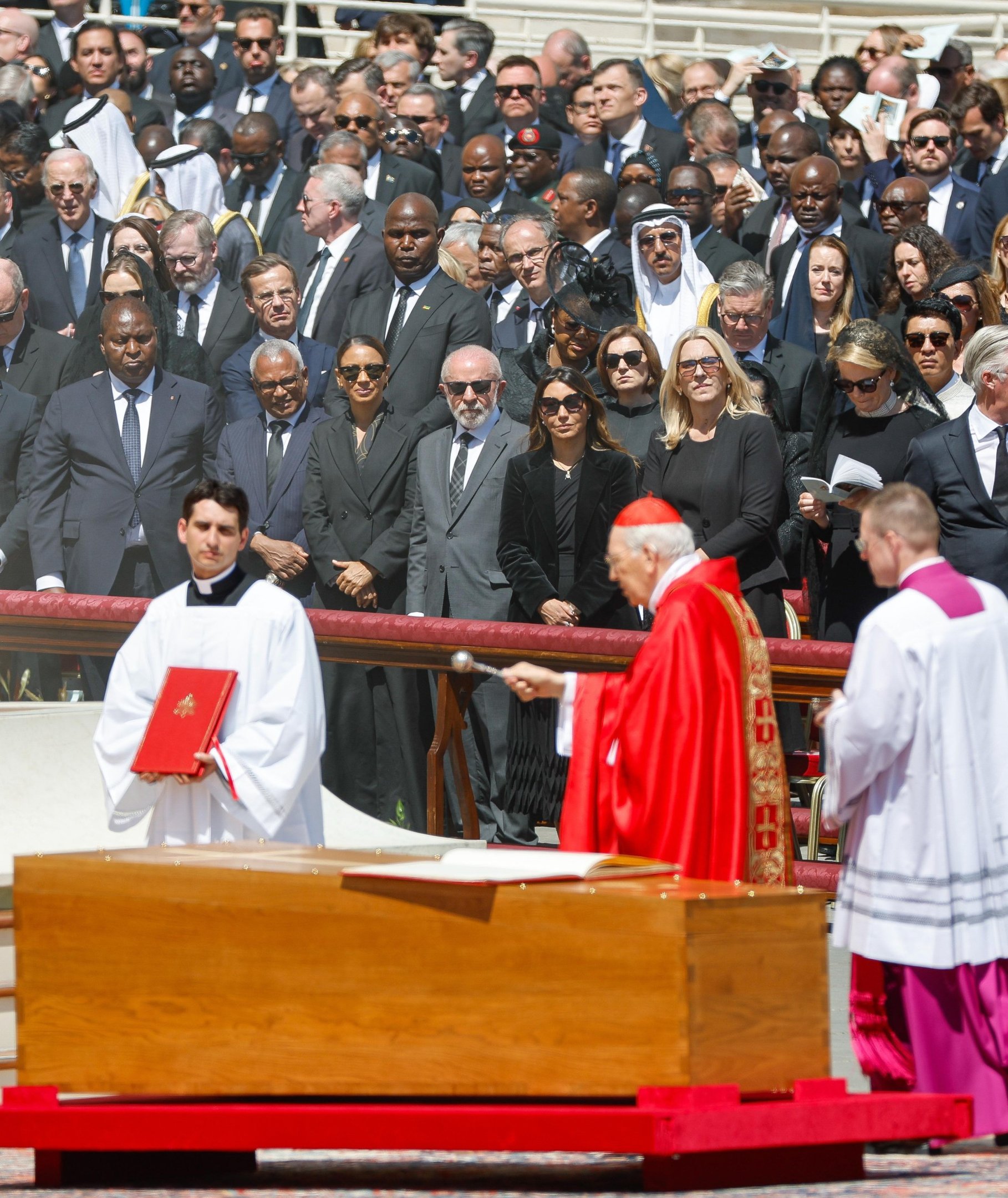 Lula exalta legado do papa Francisco após funeral: 'Exemplo para todo mundo'