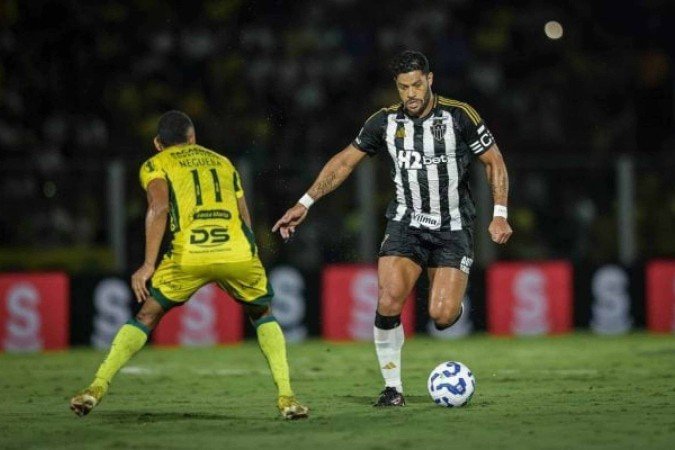 Hulk em ação contra o Mirassol. Atavante leva amrelo e diz que ojuiz recomnheceu que errou - (crédito: Foto: Pedro Souza / Atlético) Hulk em ação contra o Mirassol. Atavante leva amrelo e diz que ojuiz recomnheceu que errou - (crédito: Foto: Pedro Souza / Atlético)