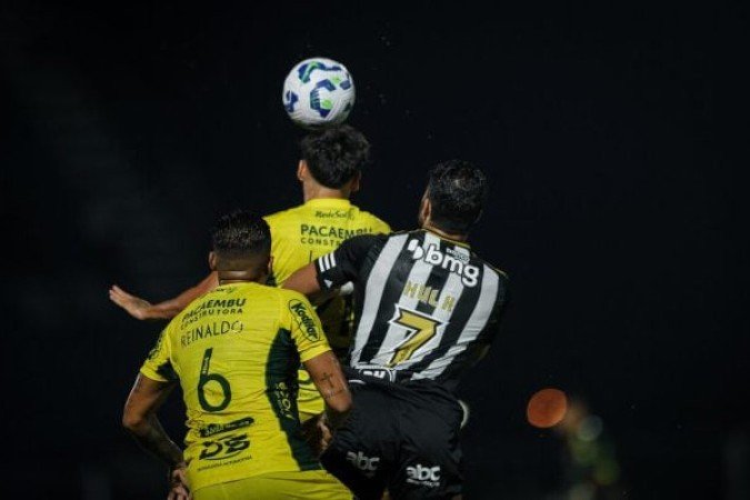 MIRASSOL  -  Um time bem montado que saiu na frente, soube segurar um rival de maior qualidade  e, no fim, partiu para o ataque arrancando um justo empate.  Edson Carioca, pelo golaço, merece citação. NOTA 6,0  - Foto: Pedro Souza / Atlético