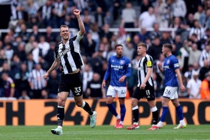 Newcastle venceu o Ipswich por 3 a 0 -  (crédito: - Foto: Alex Livesey/Getty Images)