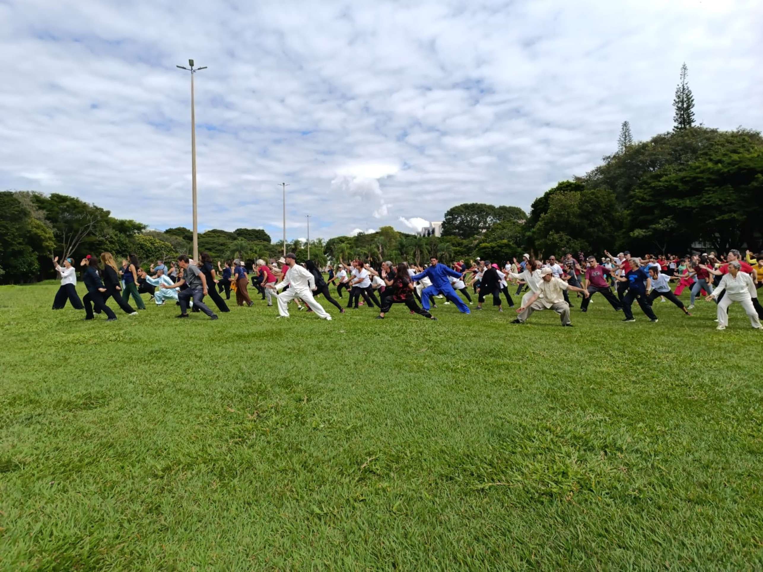 Brasília celebra o Dia Mundial do Tai Chi e do Chi Kung