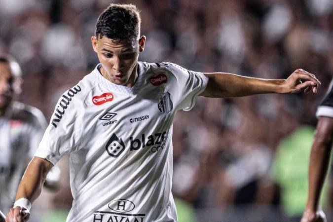 Deivid Washington marcou seu primeiro gol em uma partida oficial no seu retorno ao Peixe  -  (crédito: Foto: Raul Baretta/Santos FC)