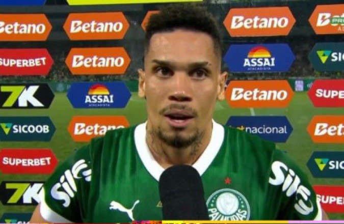 Paulinho lamenta derrota Alviverde para o Bahia - (crédito: Foto: reprodução premiere) Paulinho lamenta derrota Alviverde para o Bahia - (crédito: Foto: reprodução premiere)
