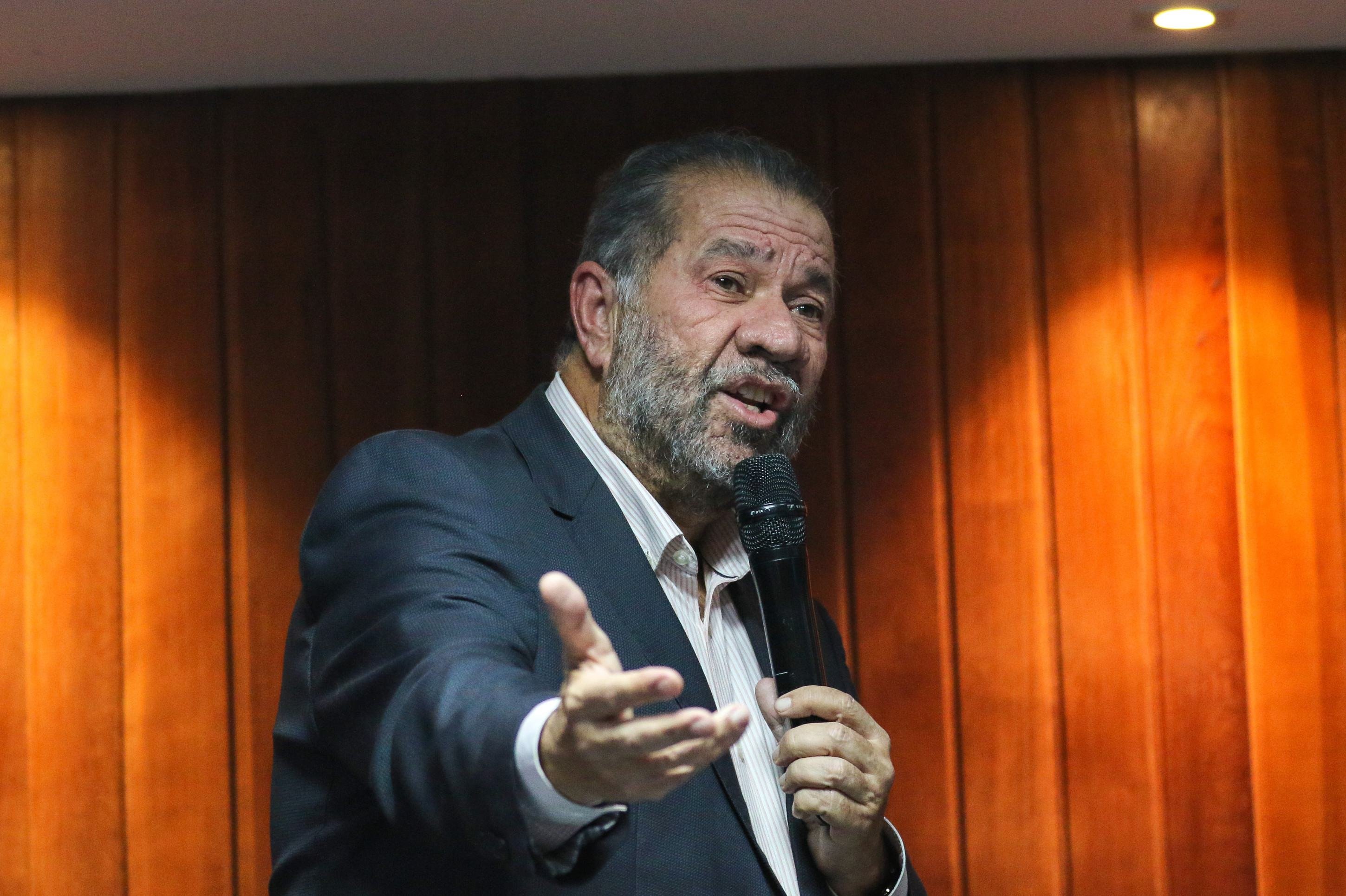 INSS: Lupi reconhece demora para agir contra fraudes