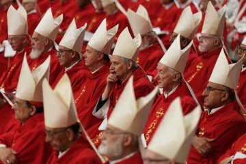 Os 10 cardeais favoritos na disputa pelo posto de novo papa