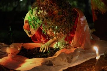 Peça criada em vivência coletiva faz reflexão sobre o futuro 
