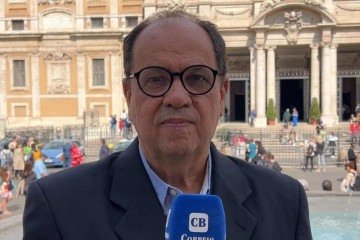 Padre Rafael Vieira, pároco da igreja de Nossa Senhora do Pérpetuo Socorro, no Lago Sul em entrevista ao Correio em Roma -  (crédito: Rodrigo Craveiro / CB/DaPress)