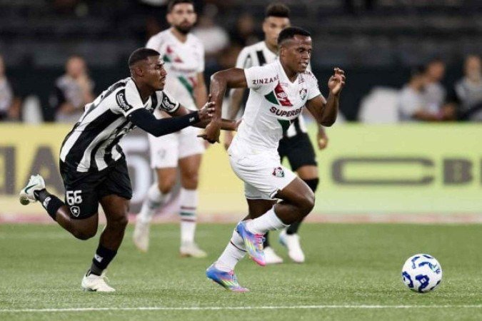 Arias em ação na derrota do Fluminense para o Botafogo no Nilton Santos - (crédito: Foto: Marcelo Gonçalves/Fluminense) Arias em ação na derrota do Fluminense para o Botafogo no Nilton Santos - (crédito: Foto: Marcelo Gonçalves/Fluminense)
