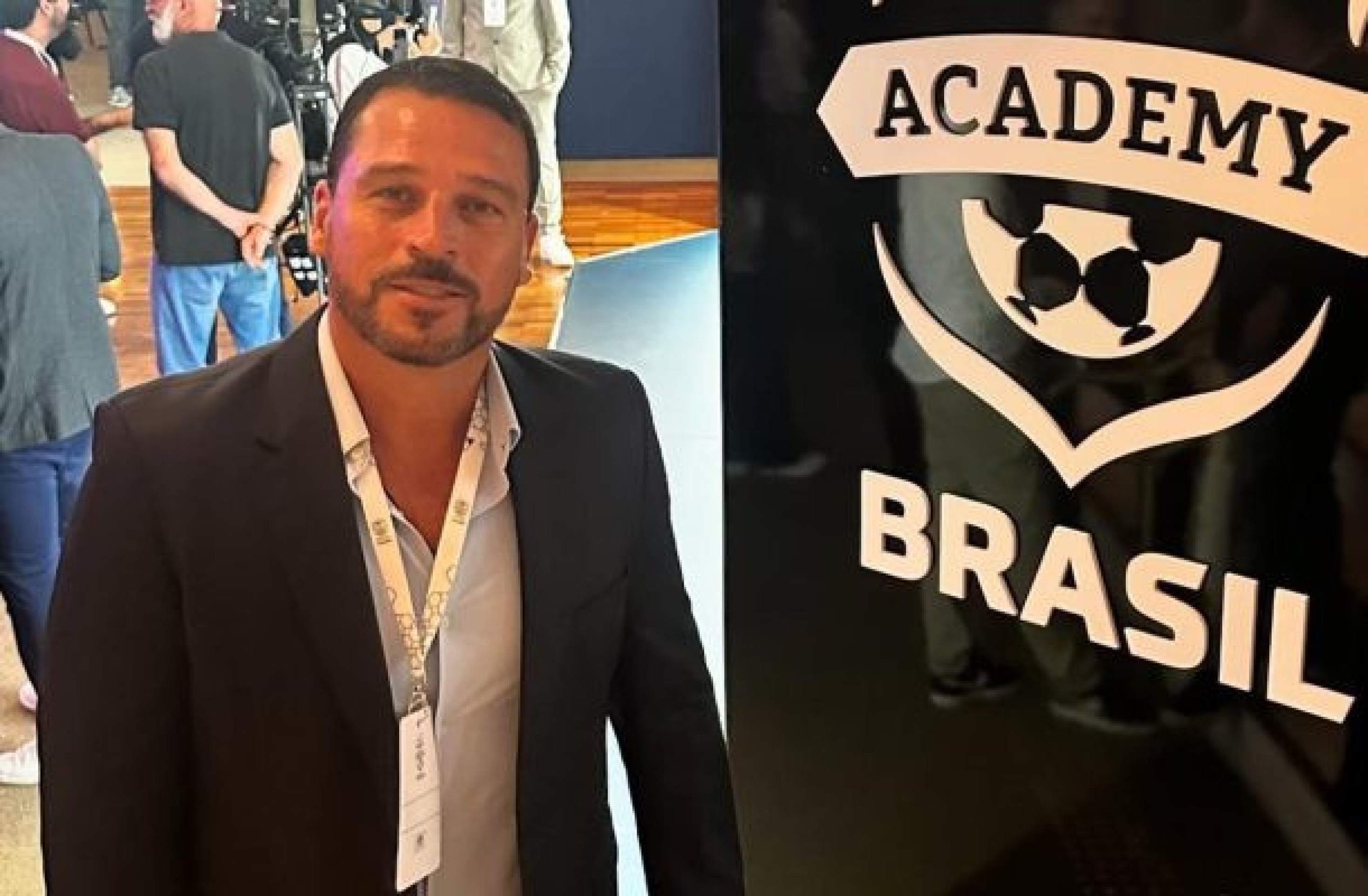 Santos contrata Maurício Copertino para time sub-20 Santos contrata Maurício Copertino para time sub-20