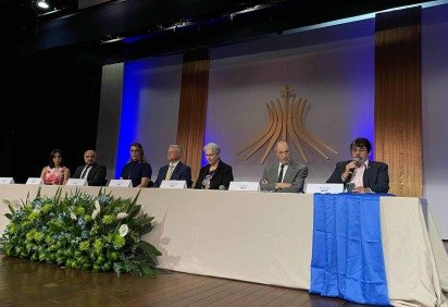 O público assistiu a aula magna 