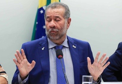 Lupi sustentou que o governo tem atuado: 'Preparem-se, porque vai para a cadeia toda essa gentalha' -  (crédito: Lula Marques/Agência Brasil)