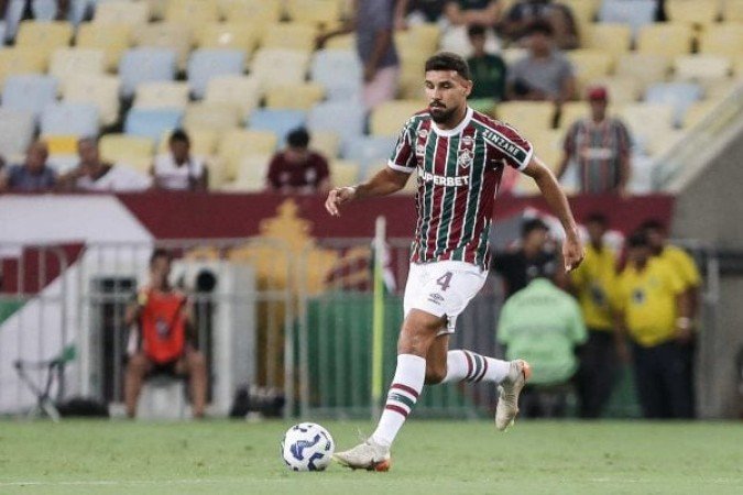 IGNÁCIO - Salvou em carrinho impressionante o que poderia ter sido o gol da Aparecidense na etapa inicial. Combate sempre firme aos atacantes, ainda que lento na recomposição. NOTA 7,0. Foto: Lucas Merçon/Fluminense FC
