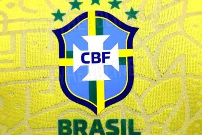 Cor da camisa da Seleção gera polêmica, e CBF se pronuncia - (crédito: Foto: Reprodução/Site Footy Headlines) Cor da camisa da Seleção gera polêmica, e CBF se pronuncia - (crédito: Foto: Reprodução/Site Footy Headlines)