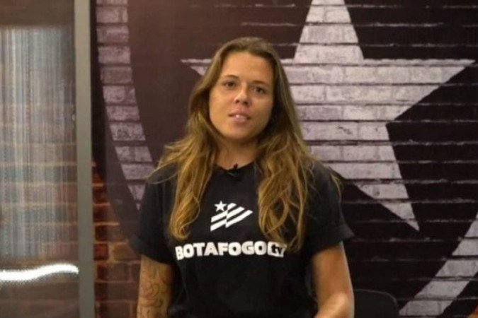 Mãe acusa Hanna Santos, pivô da separação de Artur Jorge, de ter aplicado golpe financeiro - (crédito: Foto: Reprodução) Mãe acusa Hanna Santos, pivô da separação de Artur Jorge, de ter aplicado golpe financeiro - (crédito: Foto: Reprodução)
