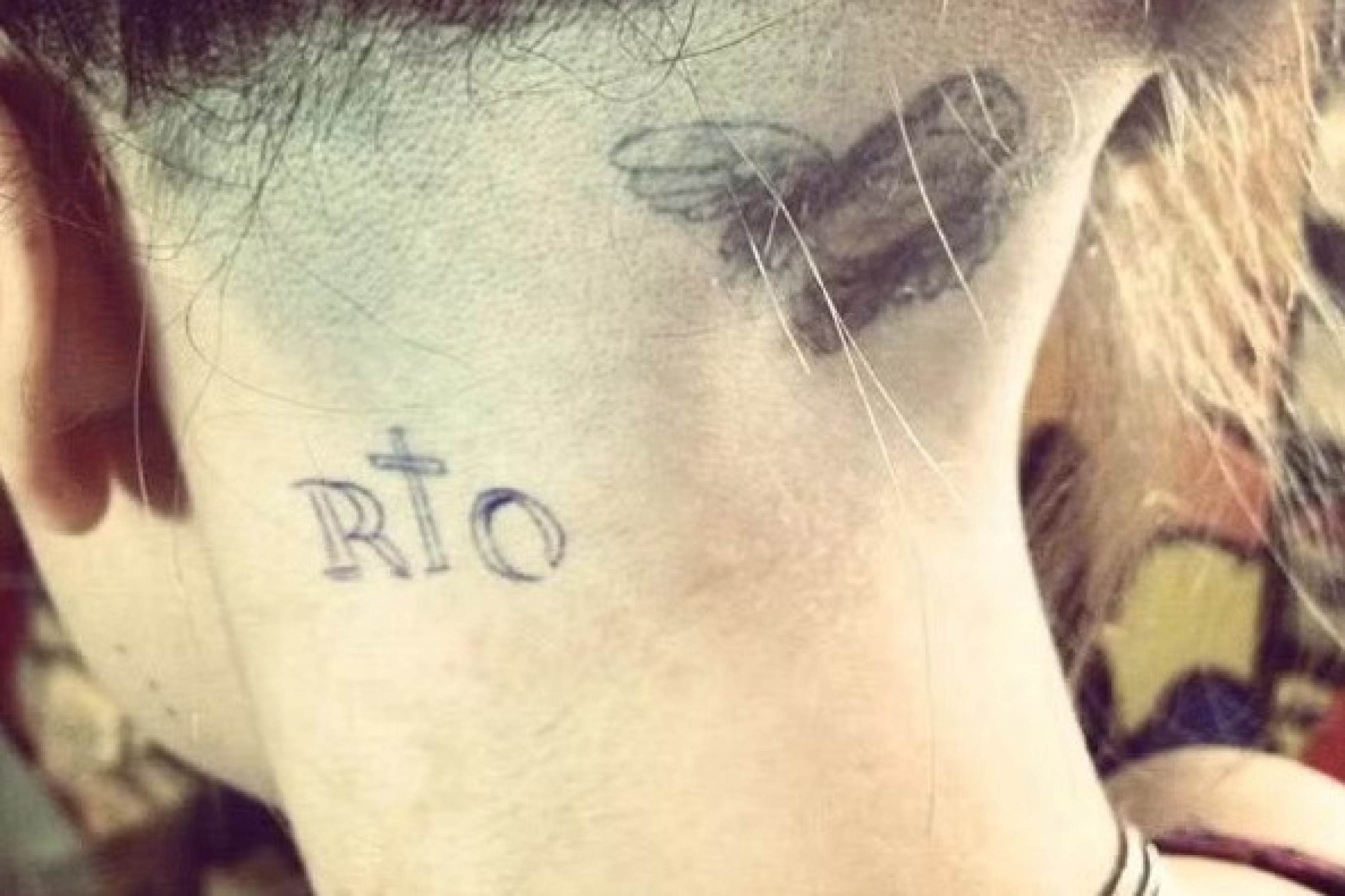 Lady Gaga fez tatuagem em homenagem ao Brasil