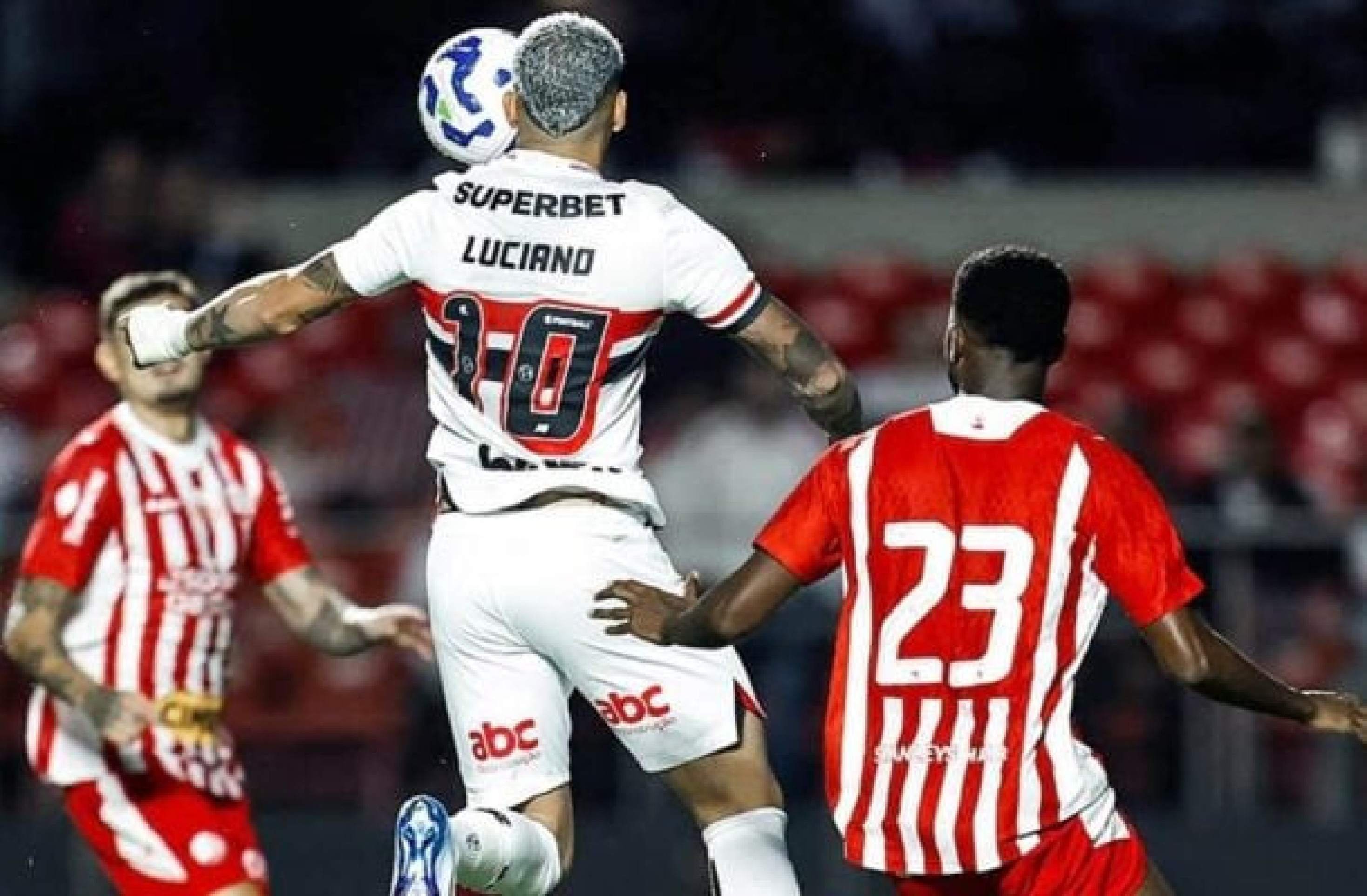 Luciano desencanta e São Paulo bate o Náutico de virada pela Copa do Brasil