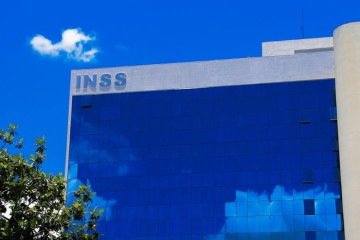 O INSS afirmou que aposentados e pensionistas que tiveram desconto de mensalidade associativa não autorizado no contracheque de abril terão o dinheiro devolvido na próxima folha de pagamento -  (crédito: Divulgação/INSS)