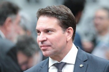 Ramagem, à época diretor-geral da Agência Brasileira de Inteligência (Abin), é suspeito de dar suporte técnico para produção de peças de desinformação que descredibilizam a urna eletrônica e as instituições envolvidas no processo eleitoral -  (crédito: Bruno Spada / Câmara dos Deputados)