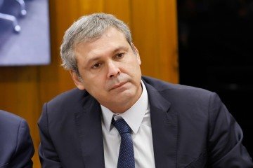 O líder Lindbergh Farias (PT-RJ) na reunião de líderes nesta quarta (30/4) -  (crédito: Marina Ramos/Câmara)