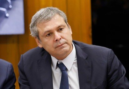 O líder Lindbergh Farias (PT-RJ) na reunião de líderes nesta quarta (30/4) -  (crédito: Marina Ramos/Câmara)