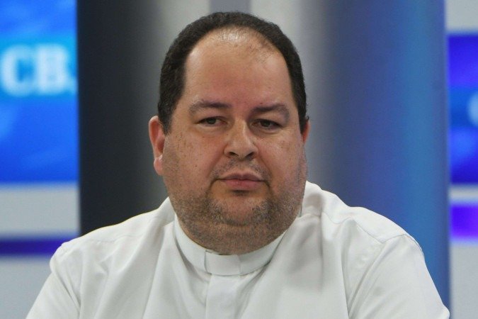 Padre Eduardo Peters: Padre Eduardo Peters: