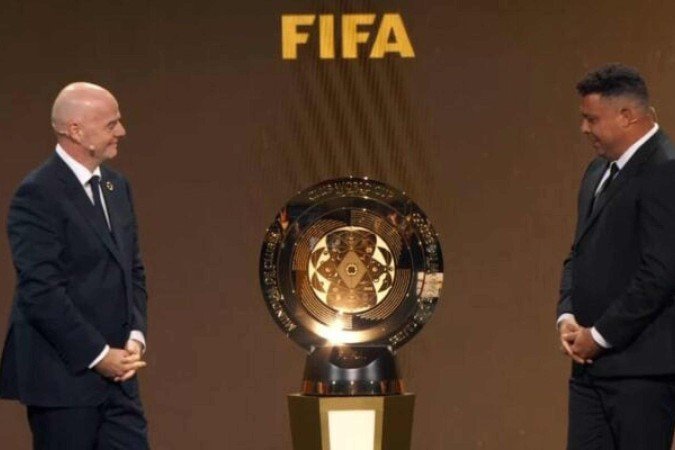 Troféu do Mundial de Clubes passará pelo Rio de Janeiro -  (crédito: Foto: Reprodução / FIFA)