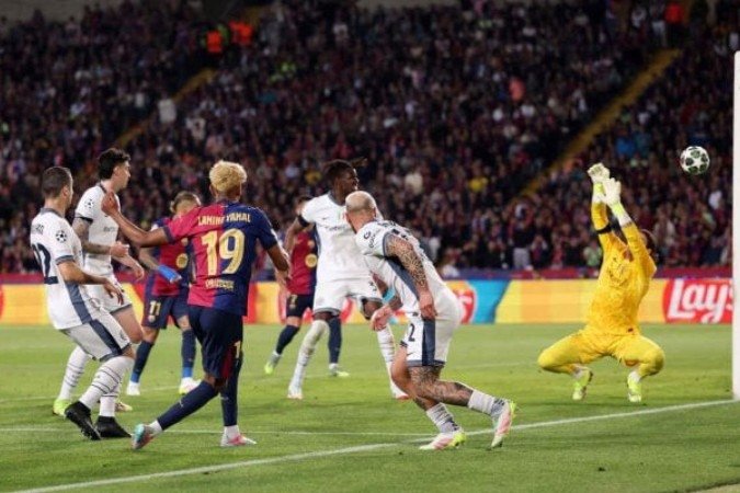 Barcelona e Inter de Milão fizeram um grande jogo e ficaram no empate por 3 a 3 - (crédito: Foto: Carl Recine/Getty Images) Barcelona e Inter de Milão fizeram um grande jogo e ficaram no empate por 3 a 3 - (crédito: Foto: Carl Recine/Getty Images)